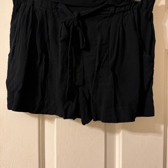 Ambience Apparel Linen Shorts S - Picture 4 of 6